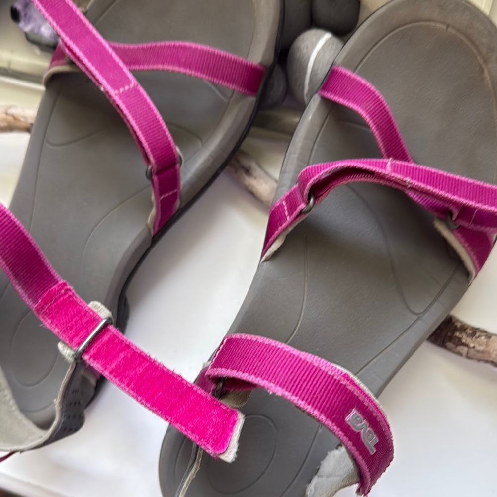 Teva Women's Pink Sandals